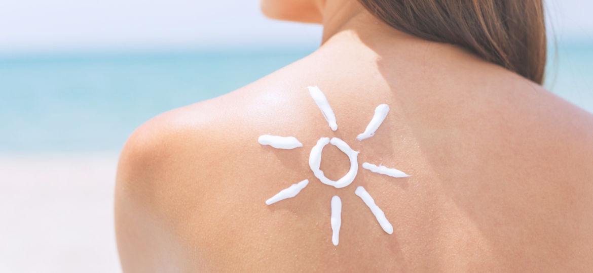 Harmful Ingredients in Sunscreens and Clean Alternatives